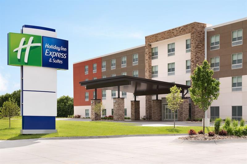 Holiday Inn Express & Suites - Painesville - Concord By Ihg Exterior photo