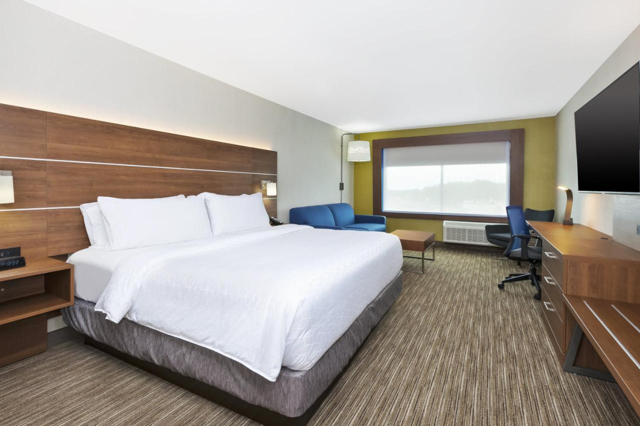 Holiday Inn Express & Suites - Painesville - Concord By Ihg Exterior photo