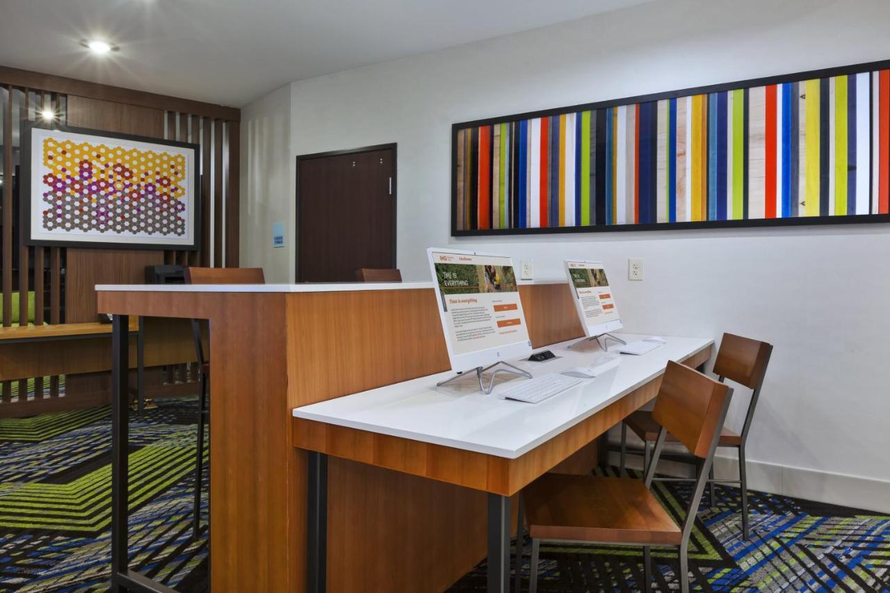 Holiday Inn Express & Suites - Painesville - Concord By Ihg Exterior photo