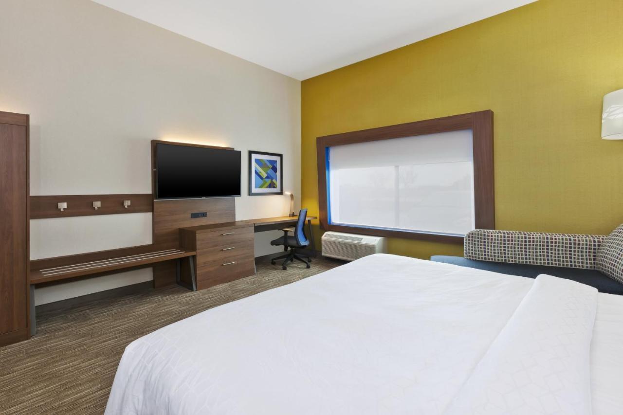 Holiday Inn Express & Suites - Painesville - Concord By Ihg Exterior photo